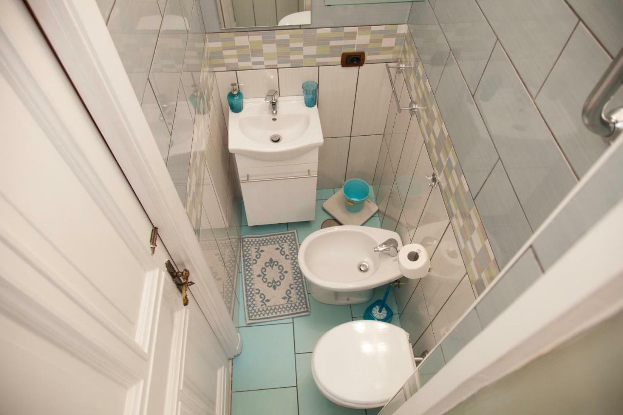 Maman Suite, City Center Near Molo Beverello Naples Exterior photo